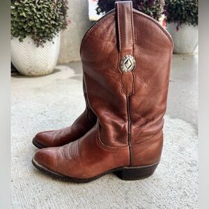 Vintage Dan Post Genuine Leather Cowboy / cowgirl Boots